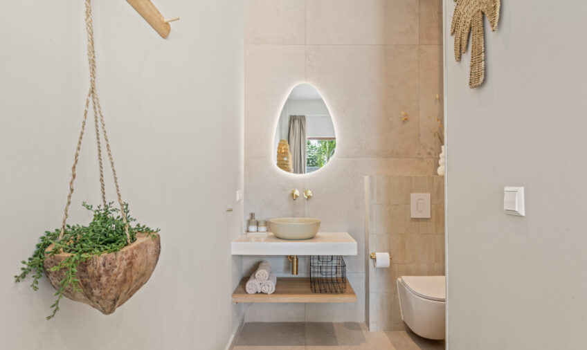 Villa - badkamer ensuite voorzijde 1